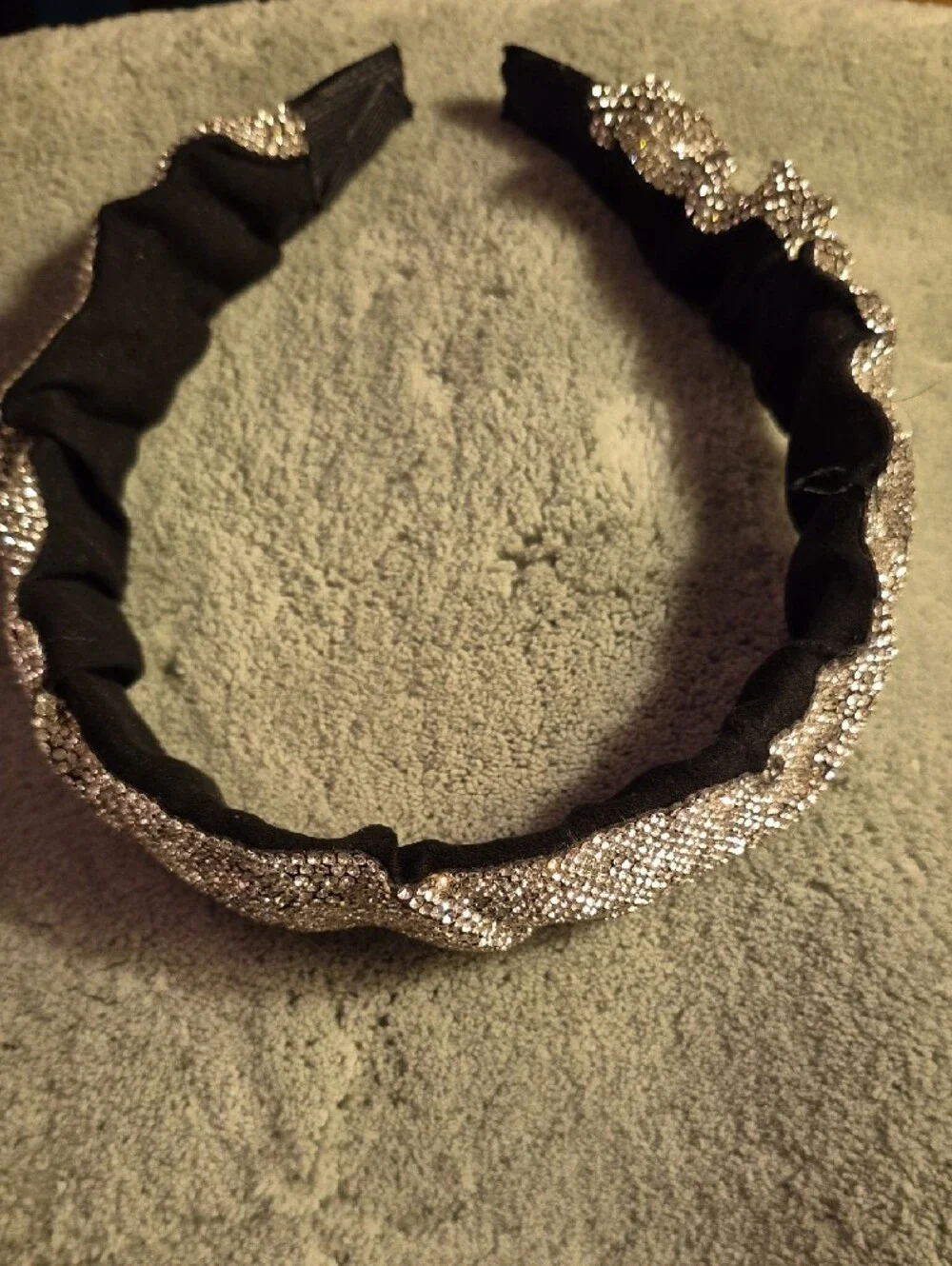 Rhinestone Embellished Black Headband